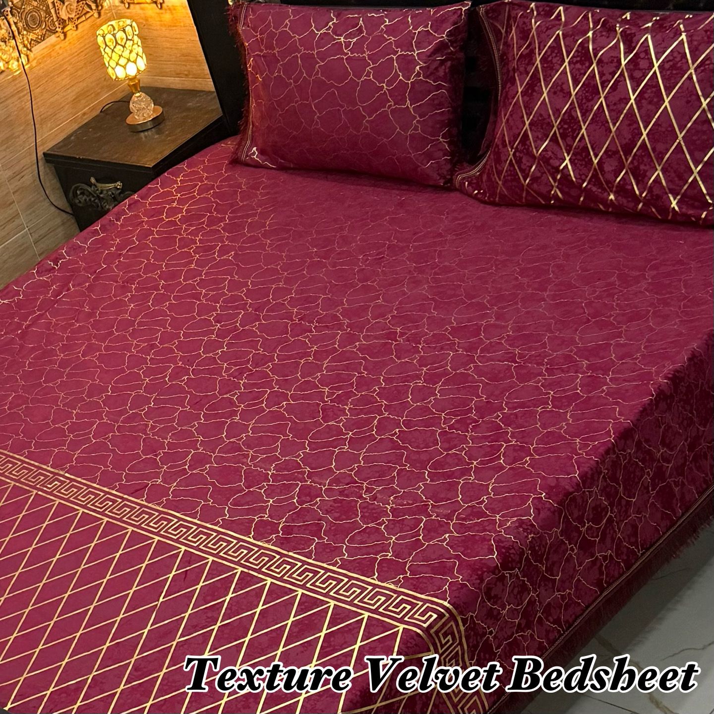 Velvet texture bedsheet