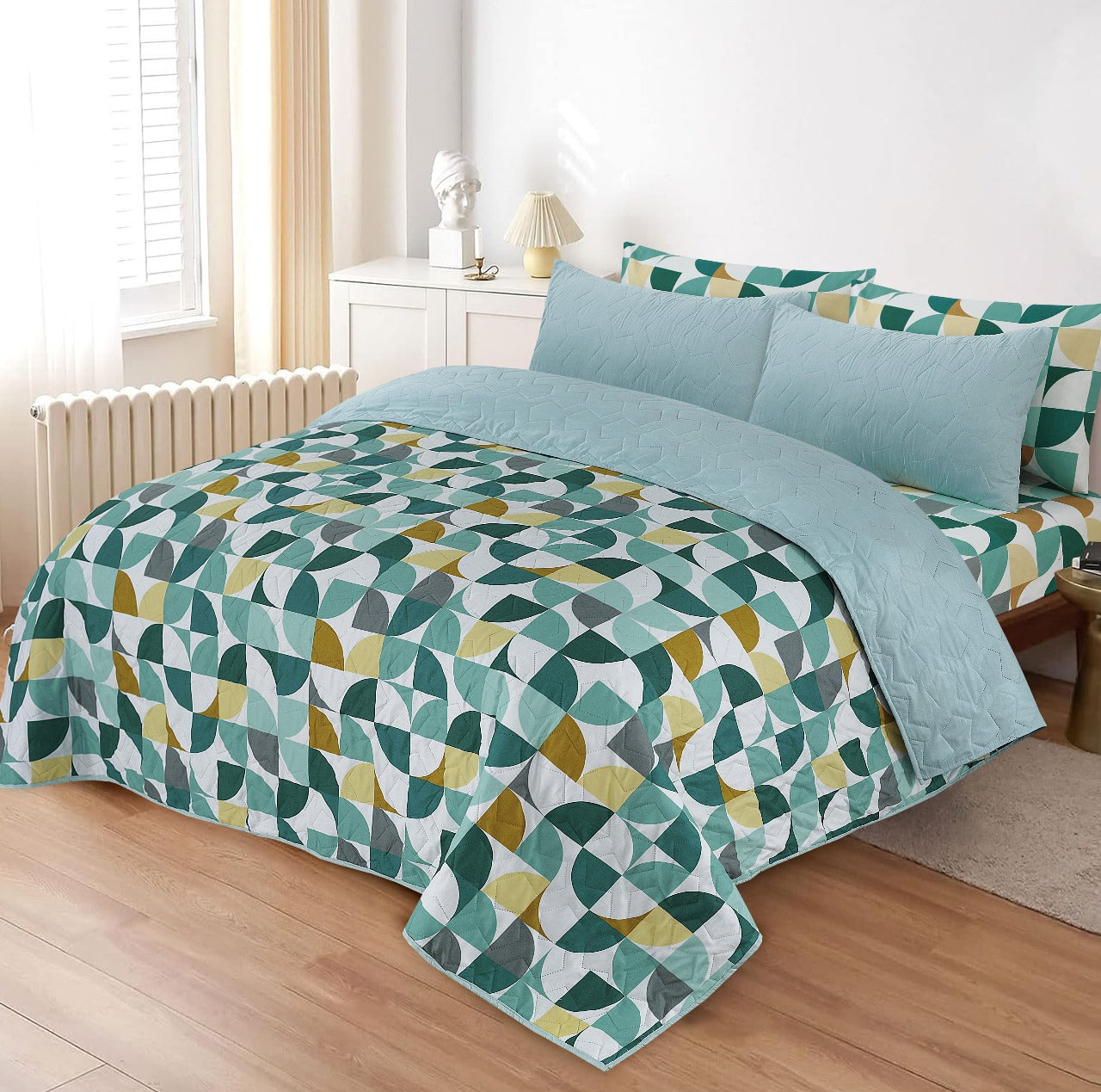 LUXURY PRINTED QUILTED COMFORTER