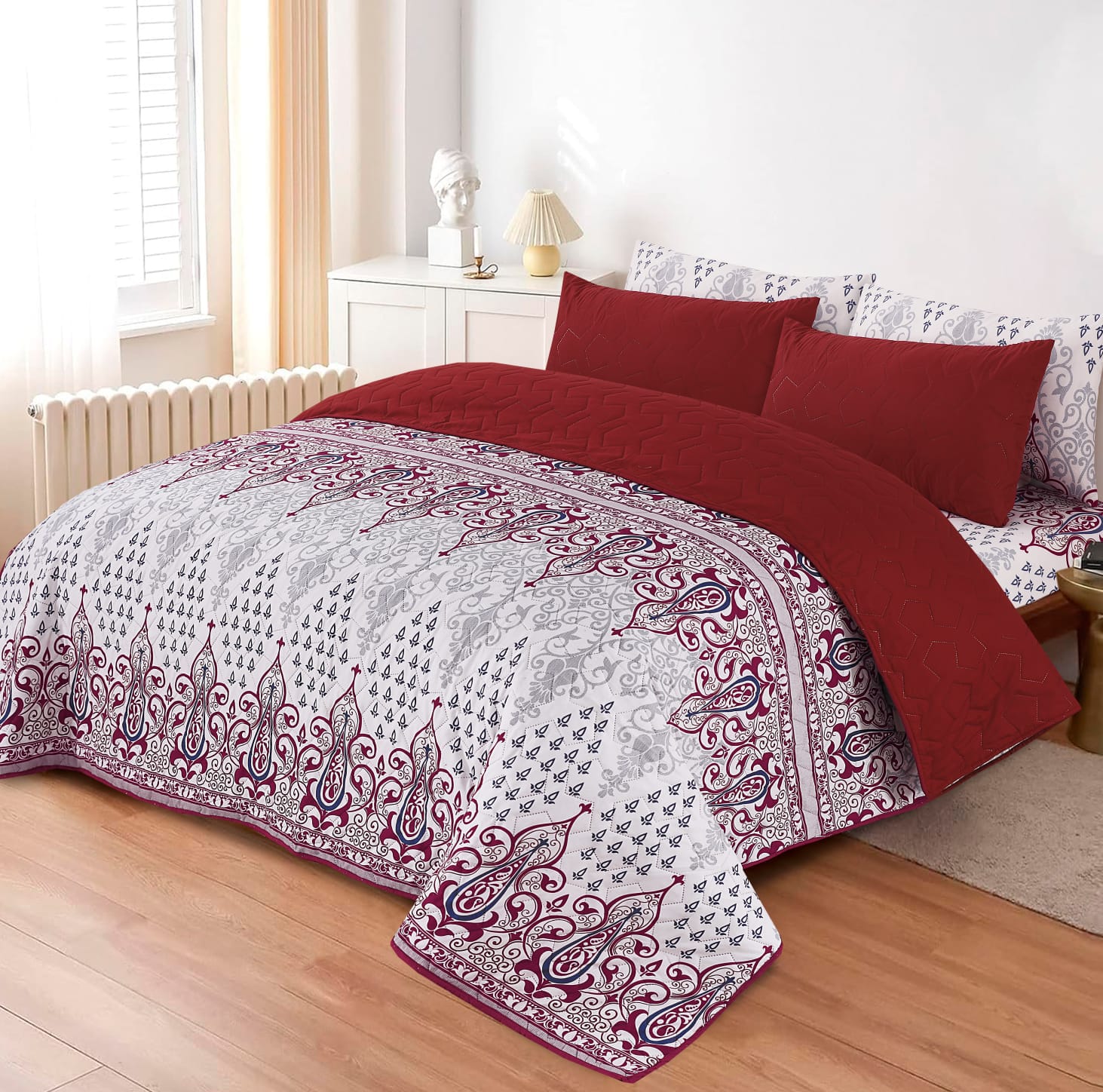 LUXURY PRINTED QUILTED COMFORTER