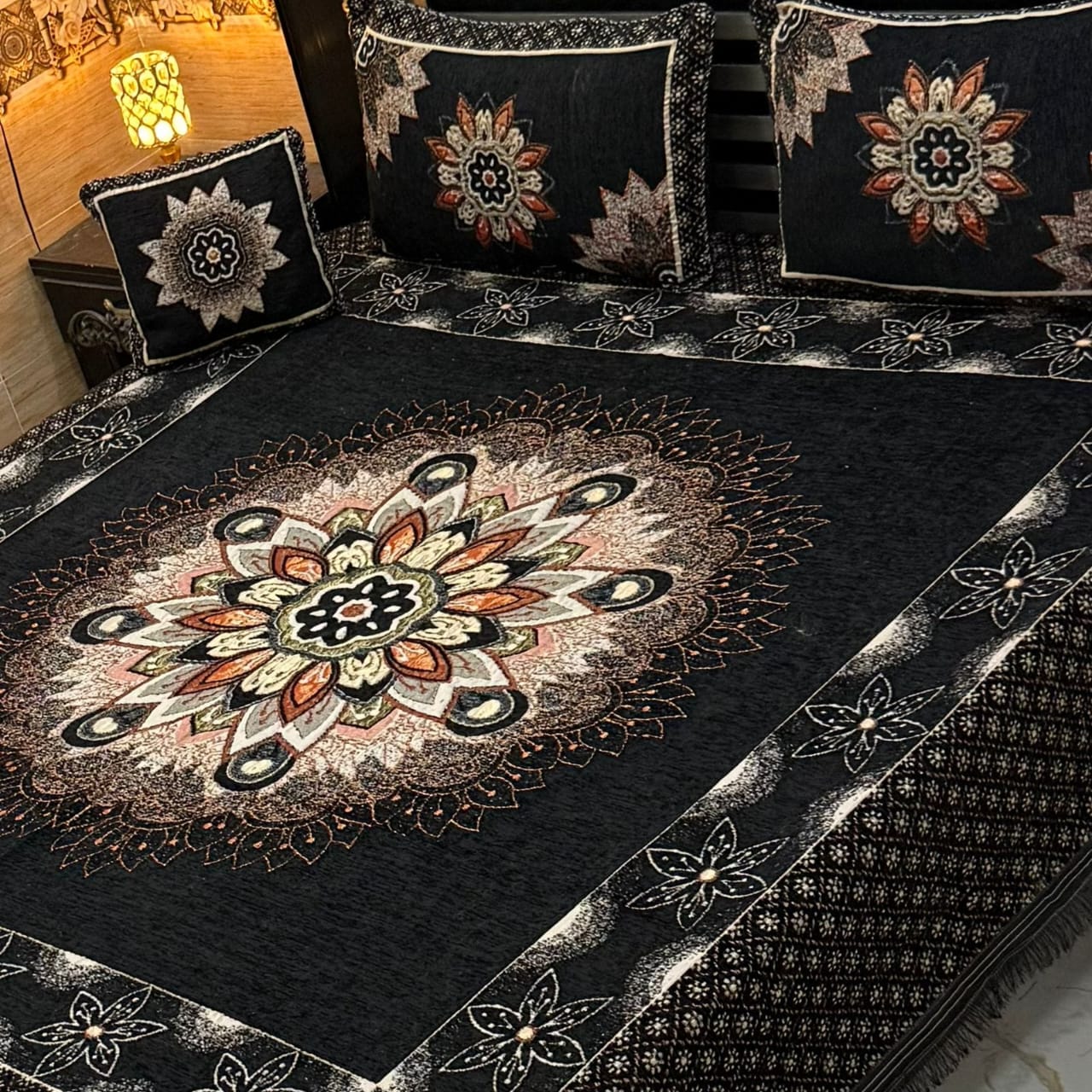 VELVET JACQUARD BEDSHEET