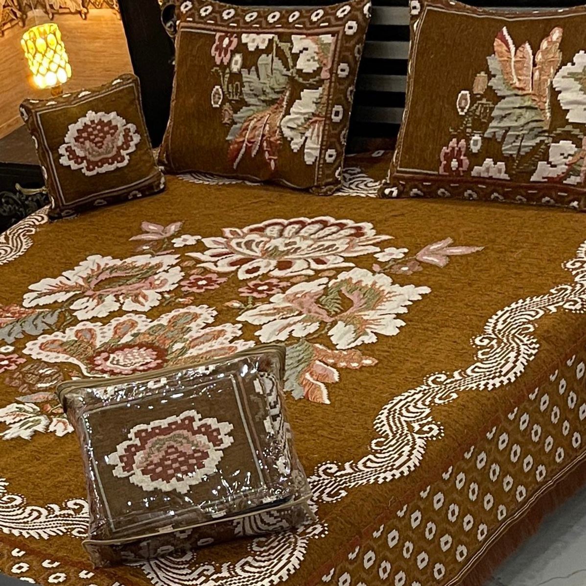 4Pc Velvet Jaquard Bedsheet