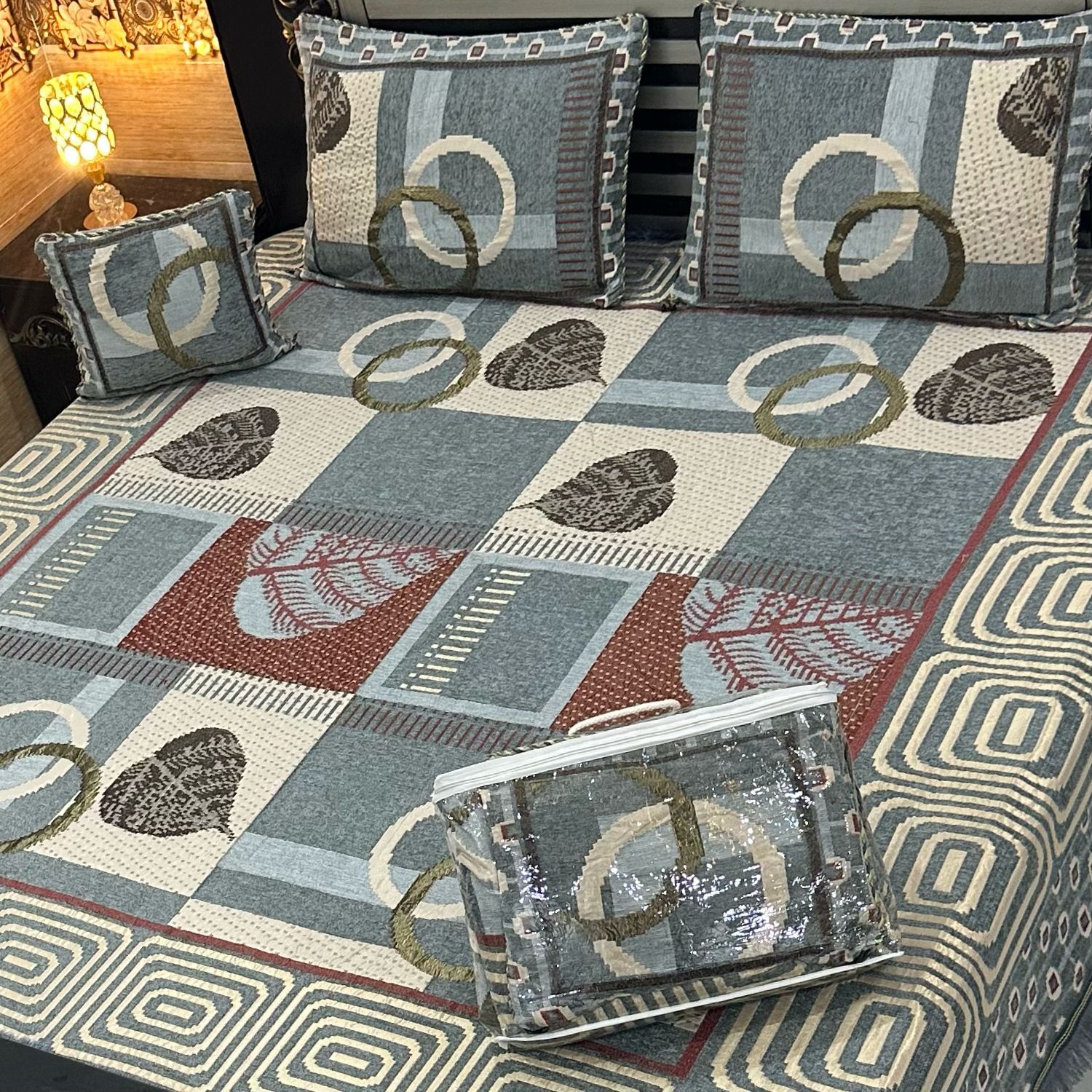 4Pc Velvet Jaquard Bedsheet