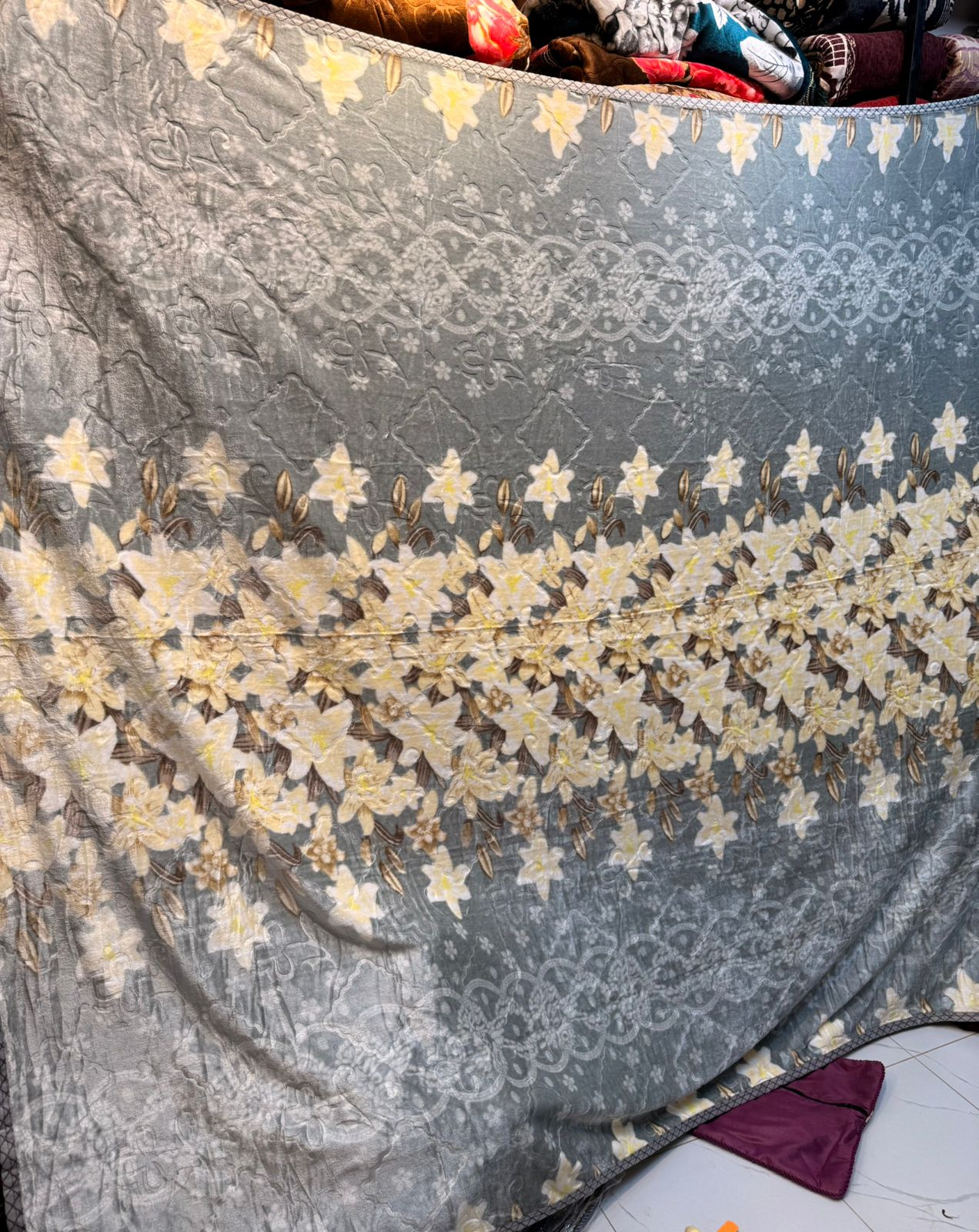 Royal Floral Elegance Bedsheet