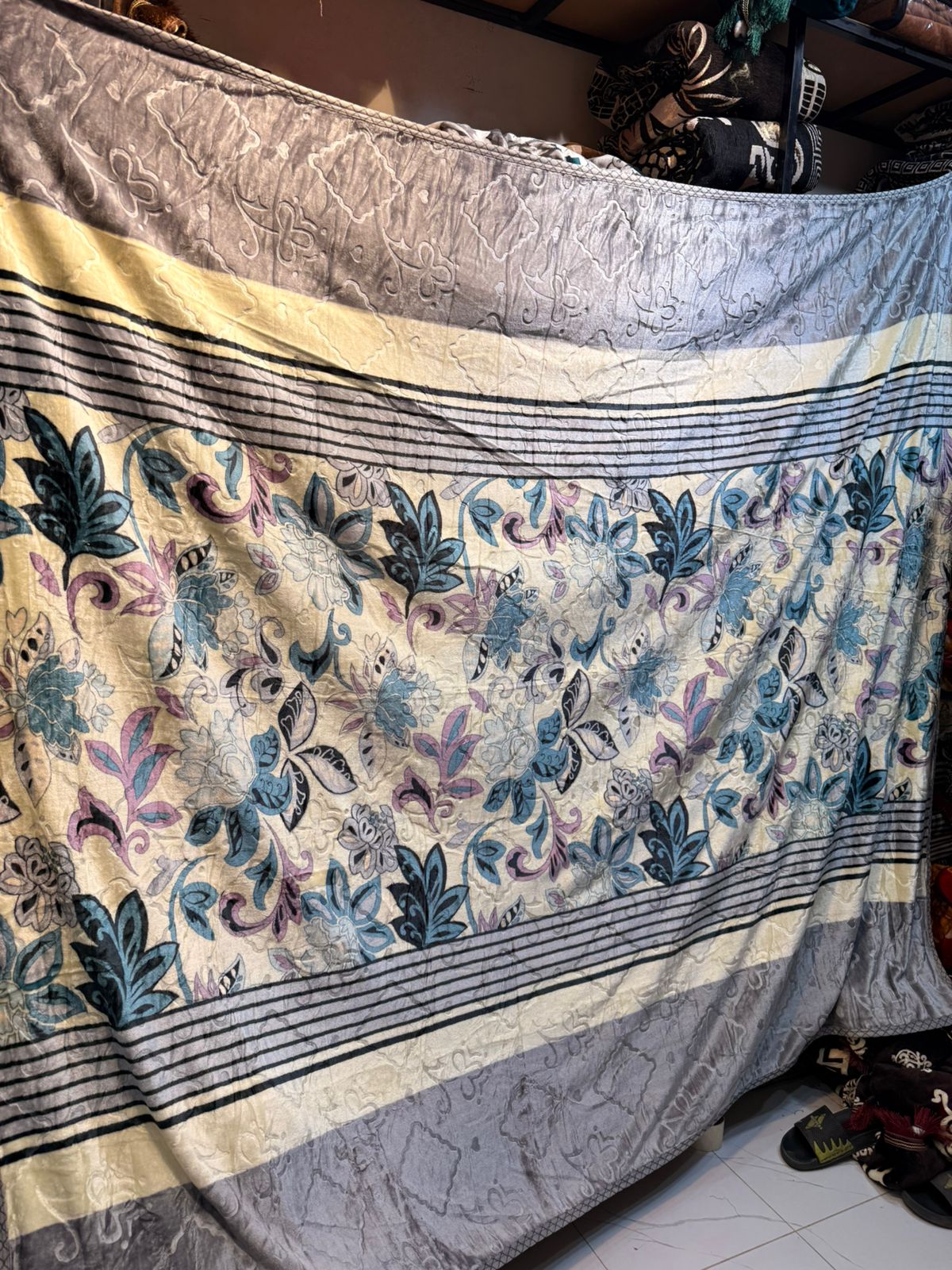 Royal Floral Elegance Bedsheet