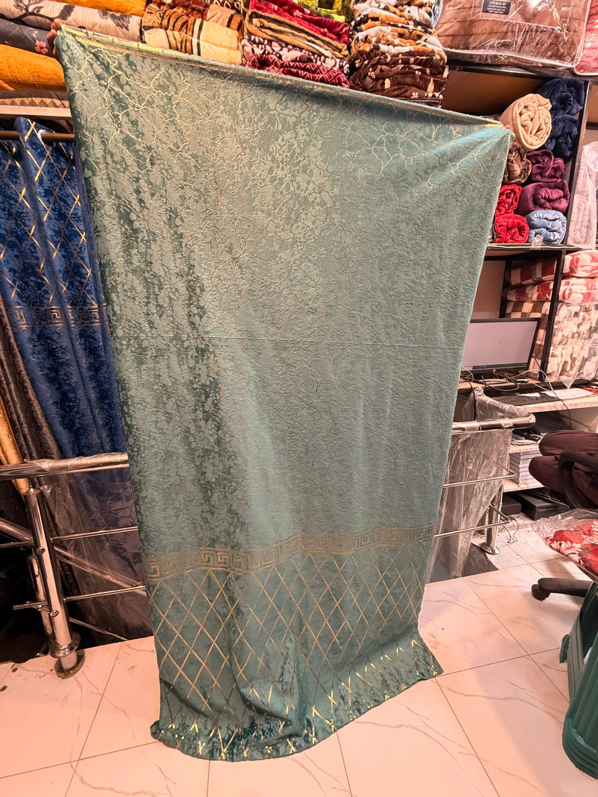 Velvet texture curtains L9 W4