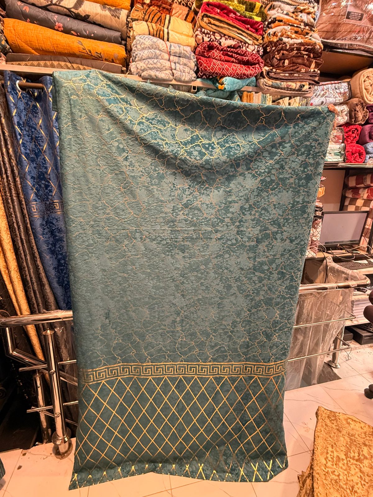 Velvet texture curtains L9 W4