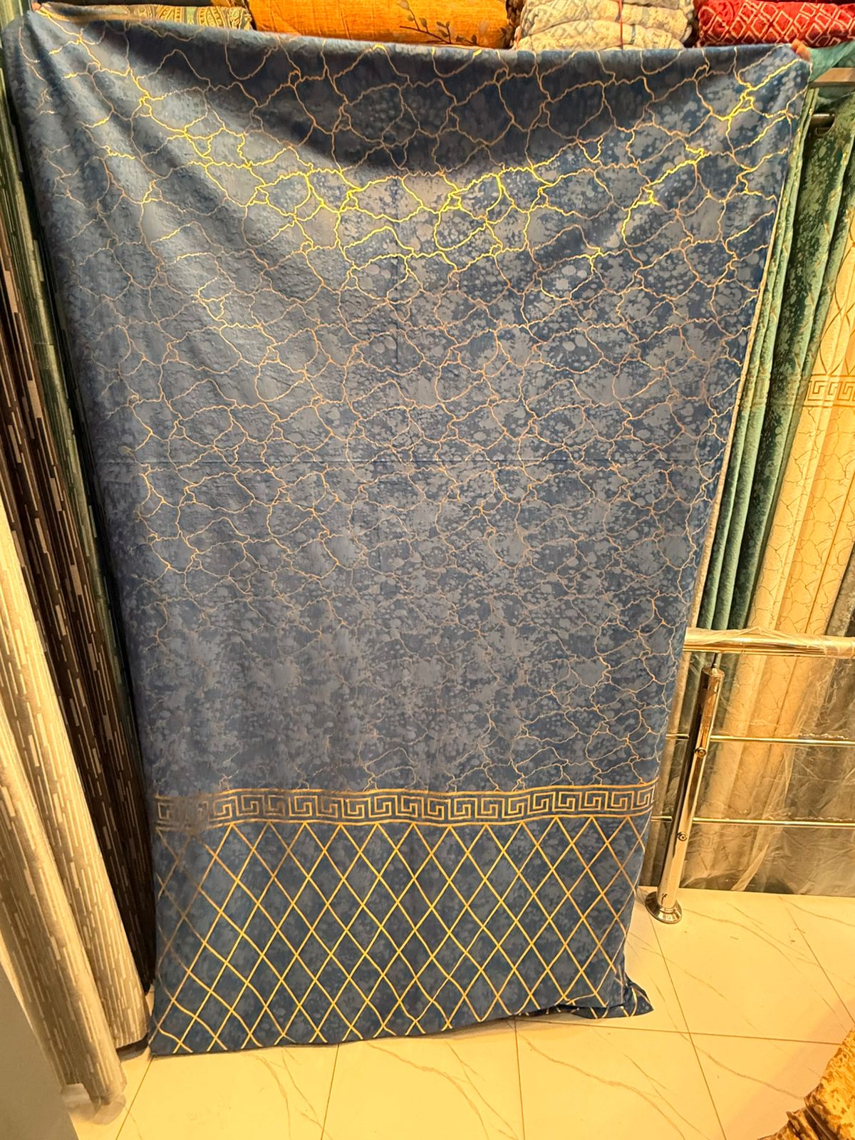 Velvet texture curtains L9 W4