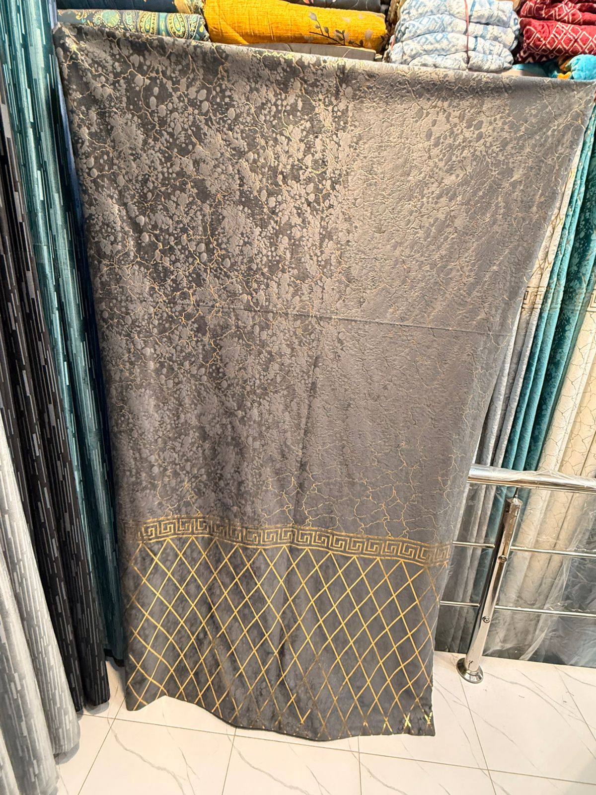 Velvet texture curtains L9 W4
